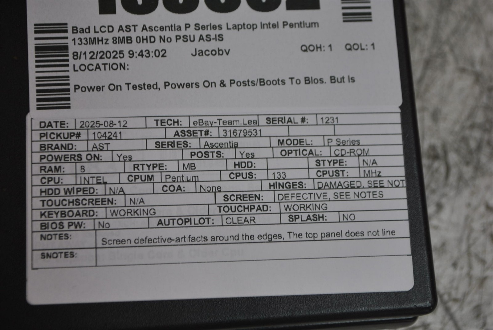 Bad LCD AST Ascentia P Series Laptop Intel Pentium 133MHz 8MB 0HD No PSU AS-IS