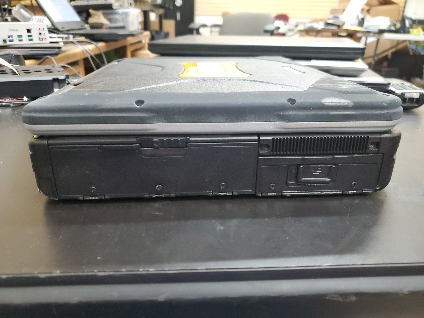 Panasonic Toughbook CF-31 MK-1 i5 520M @ 2.40GHz 8GB 25200HRS Diesel