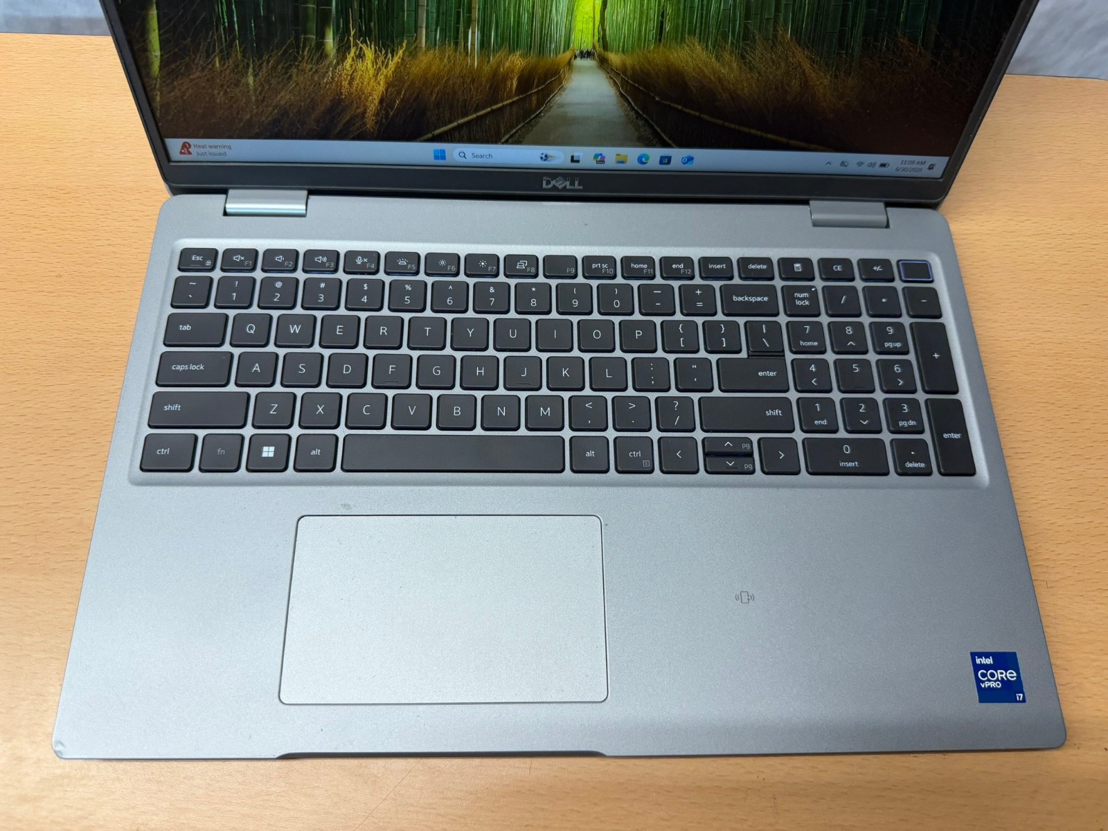 Dell Latitude 5520 i7-1185G7 32GB RAM 256GB SSD FHD Win11 BAD USB-A PORT – READ!