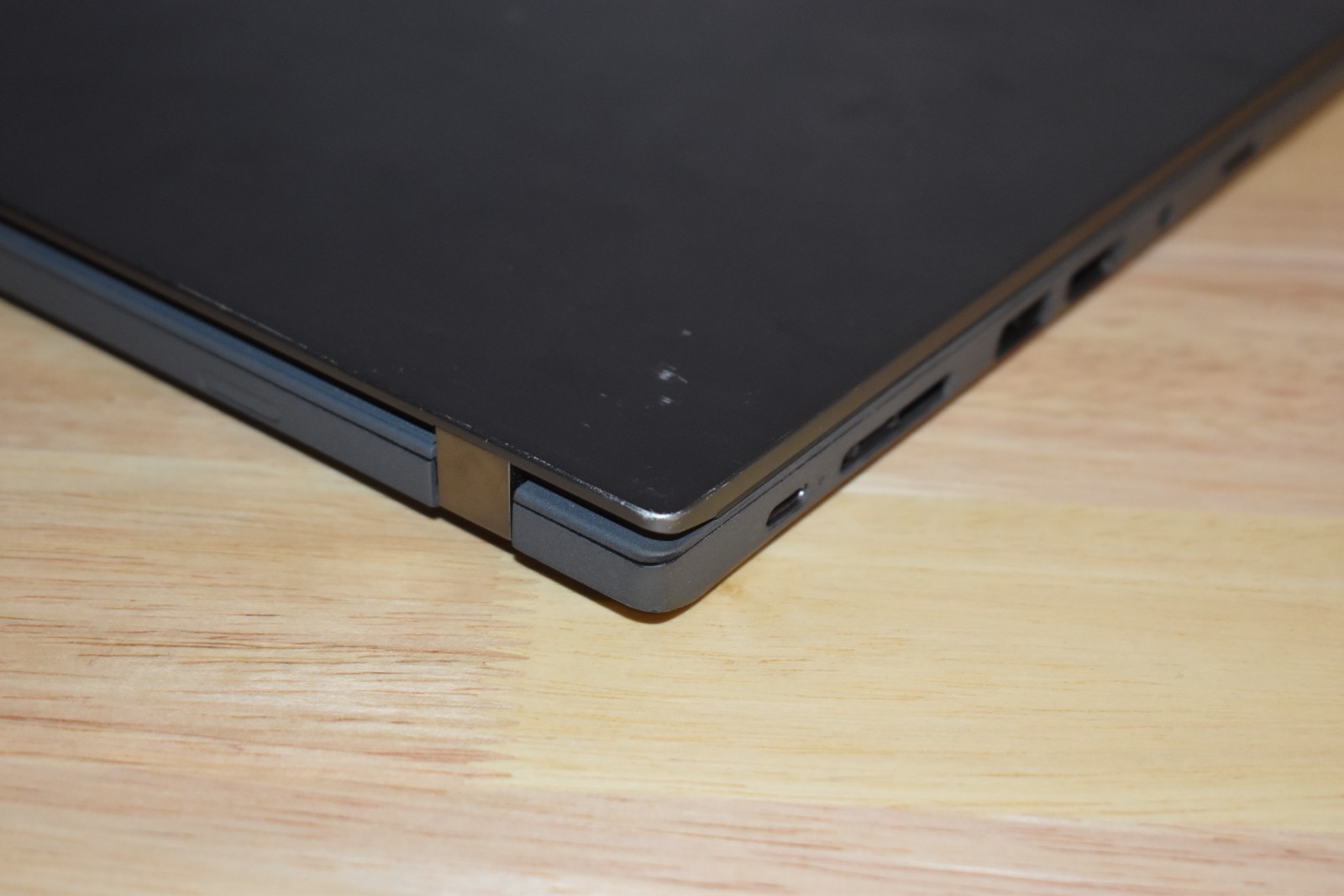 Lenovo T14s Gen 2i Laptop 14″ FHD Intel i5-1135G7 16GB RAM Win 11 Touchscreen