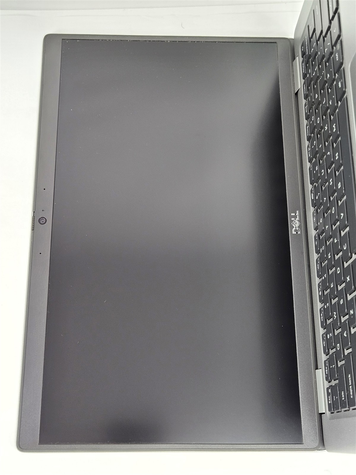 Dell Latitude 5431 Intel Core i7-1270P 16GB 256GB SSD 14″ WiFi 6 Notebook
