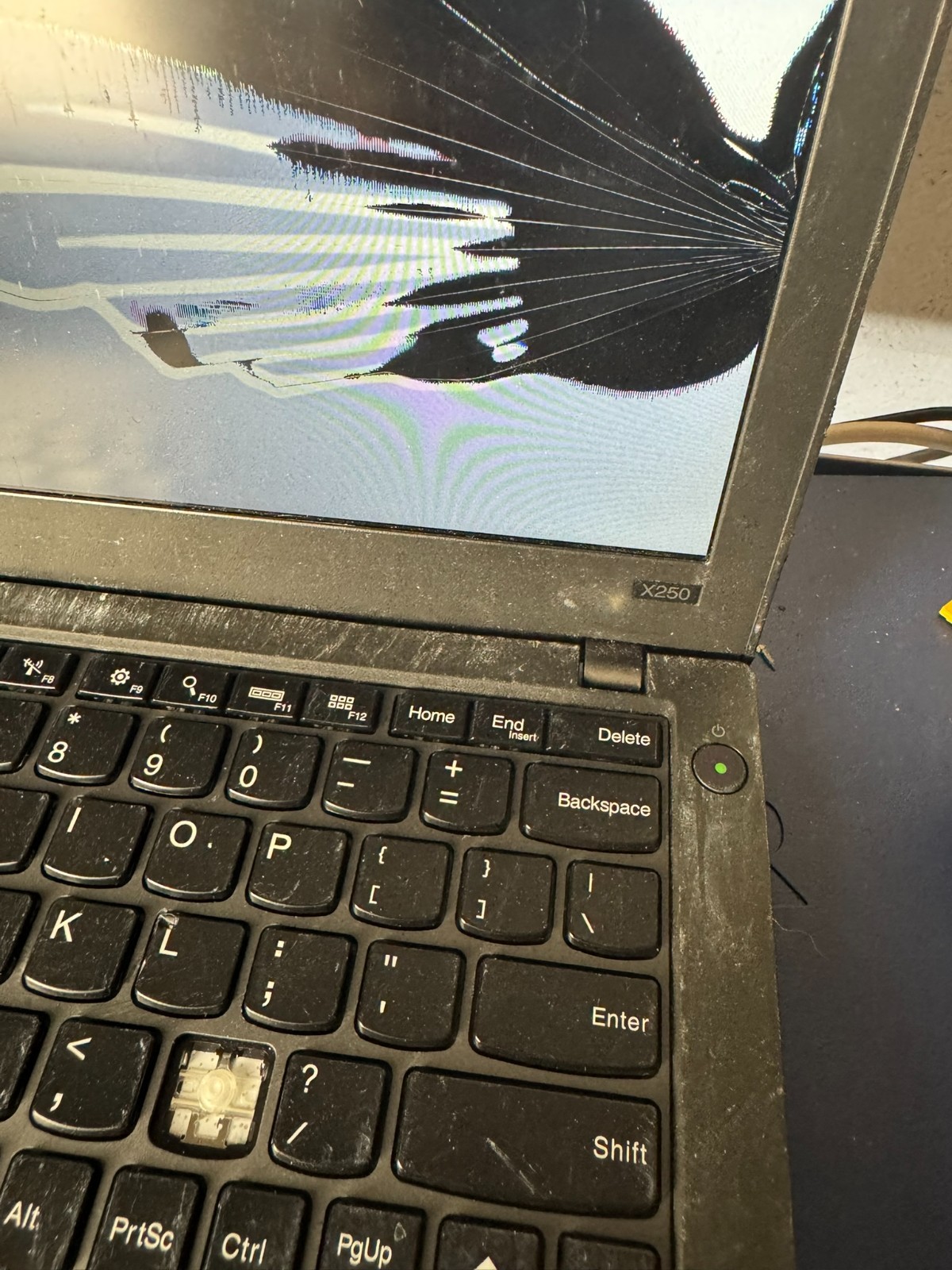 Lenovo ThinkPad X250 12.5in Intel i5 4th Gen 4GB RAM No Drive Parts/Repair #5077