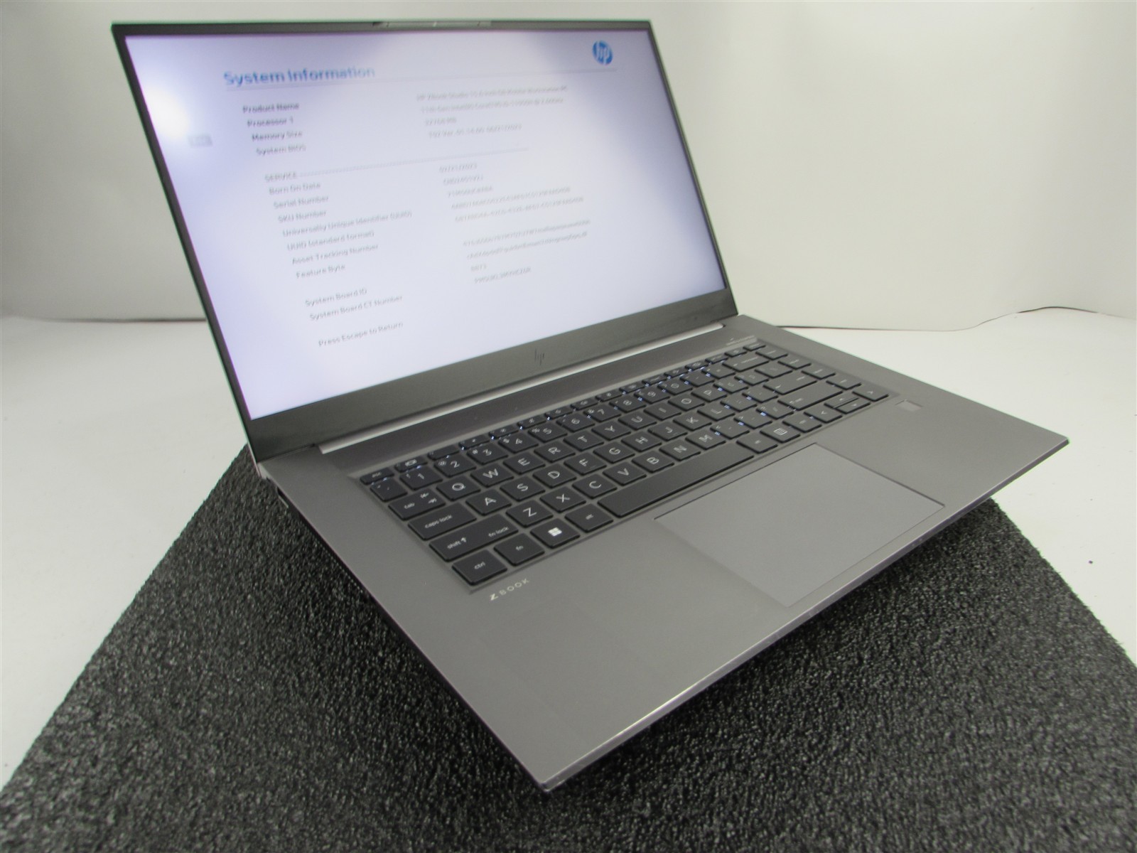 HP ZBOOK STUDIO (G8) 1920X1080 FHD I9-11950H 1TB SSD 32GB RAM RTX A3000 NO O.S