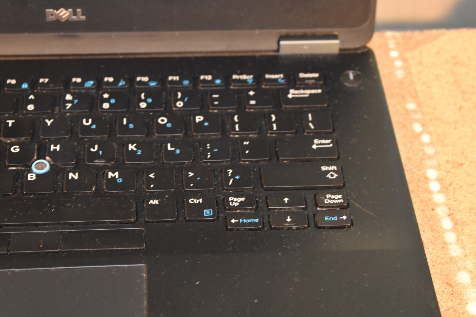 Dell Latitude E7470 Ultrabook Intel Core i5-6300U 128GB SSD Windows 7 Pro 32-bit