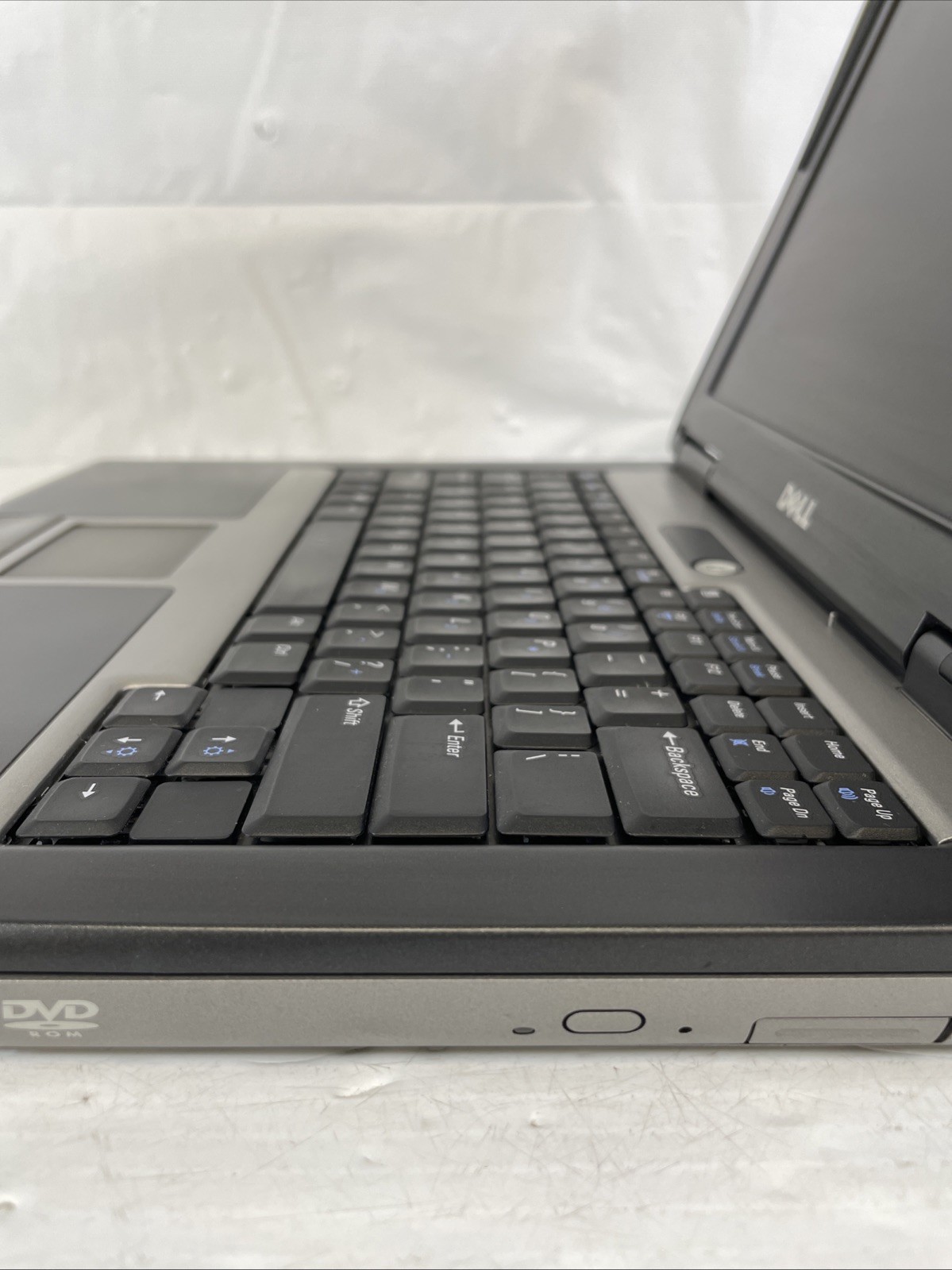 Dell Latitude D520 Retro Gaming Laptop Intel C2D 1.66GHz 1GB RAM 500GB HDD WinXP