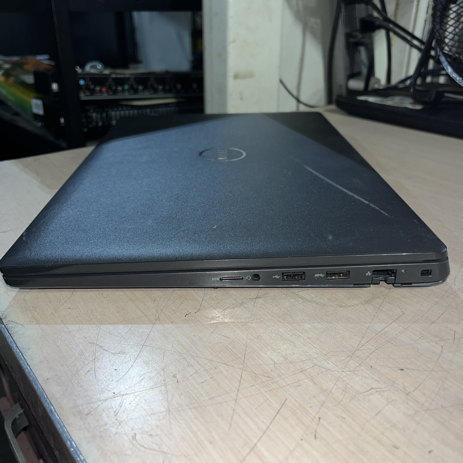 DELL LATITUDE 3520 INTEL CORE I5-1135G7 8GB RAM NO HD