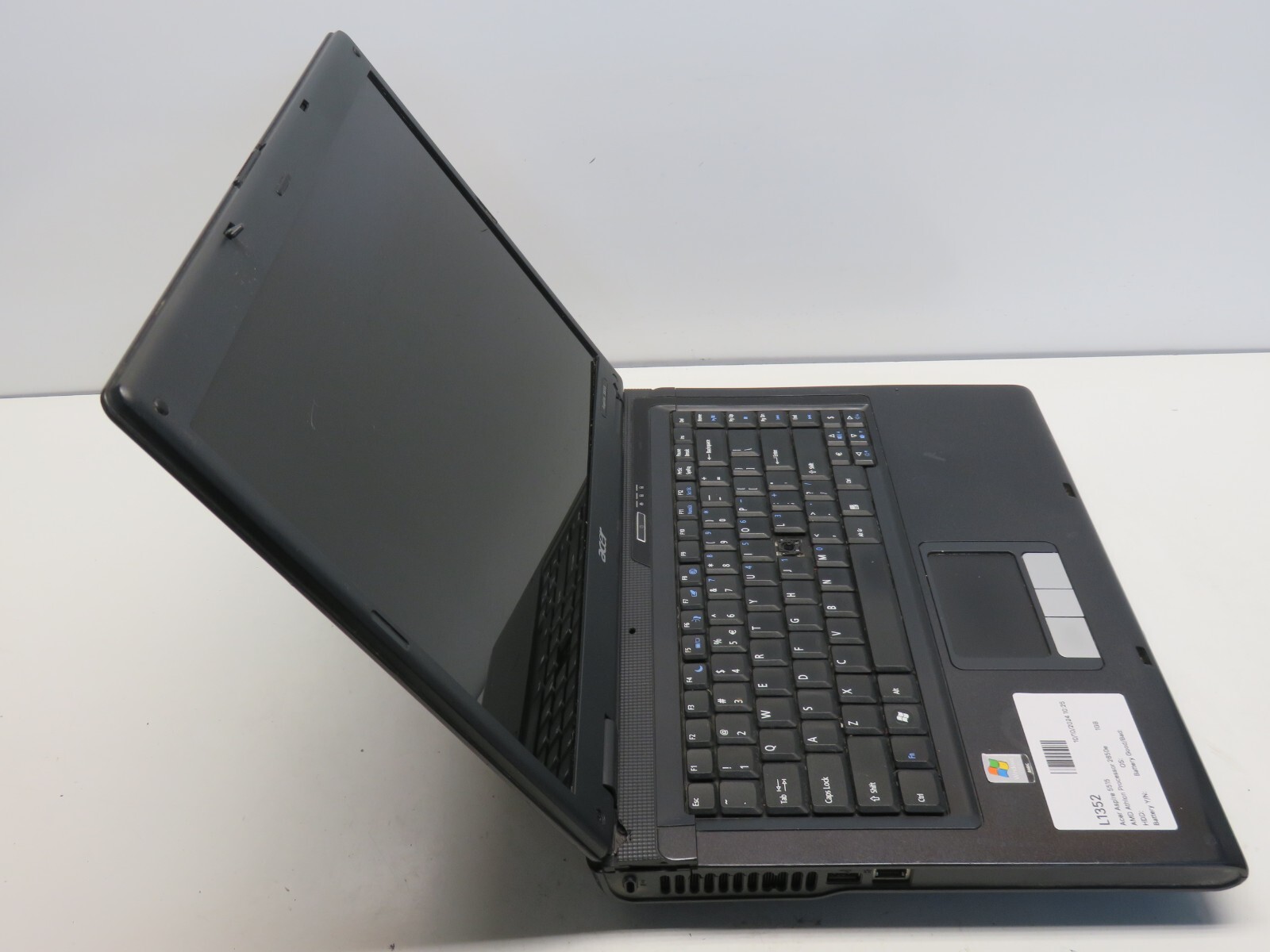 Acer Aspire 5515 AMD Athlon Processor 2650e 1.6 GHz 1GB NO HDD No Batt READ