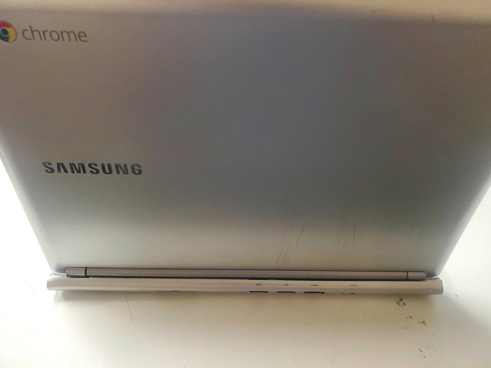 Samsung XE303 C12 Chromebook 11.6 1.7GHz, 2GB Ram, 16GB SSD, working condition