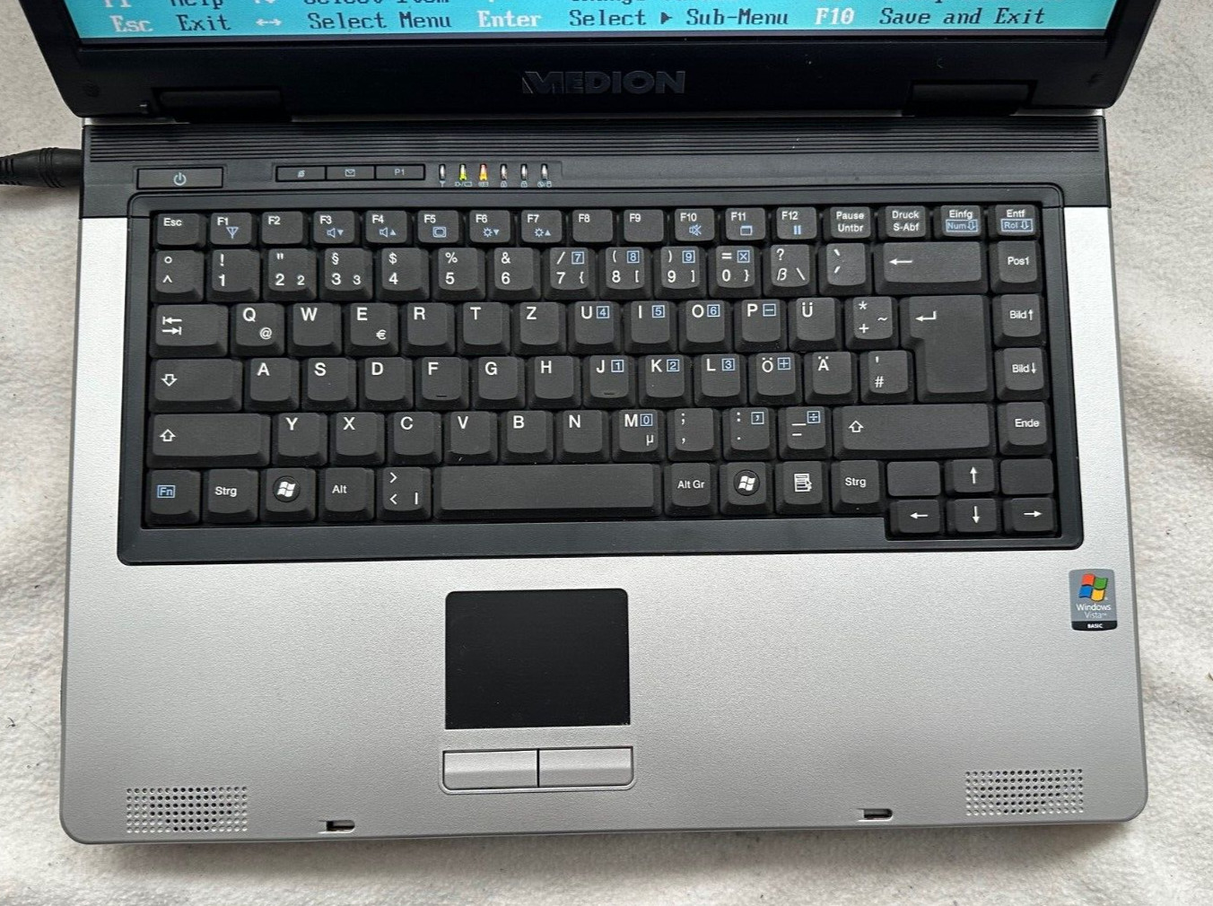 Medion MIM 2210 MD 96317 with Intel Celeron M 1730MHz 120GB HDD 1GB RAM Laptop
