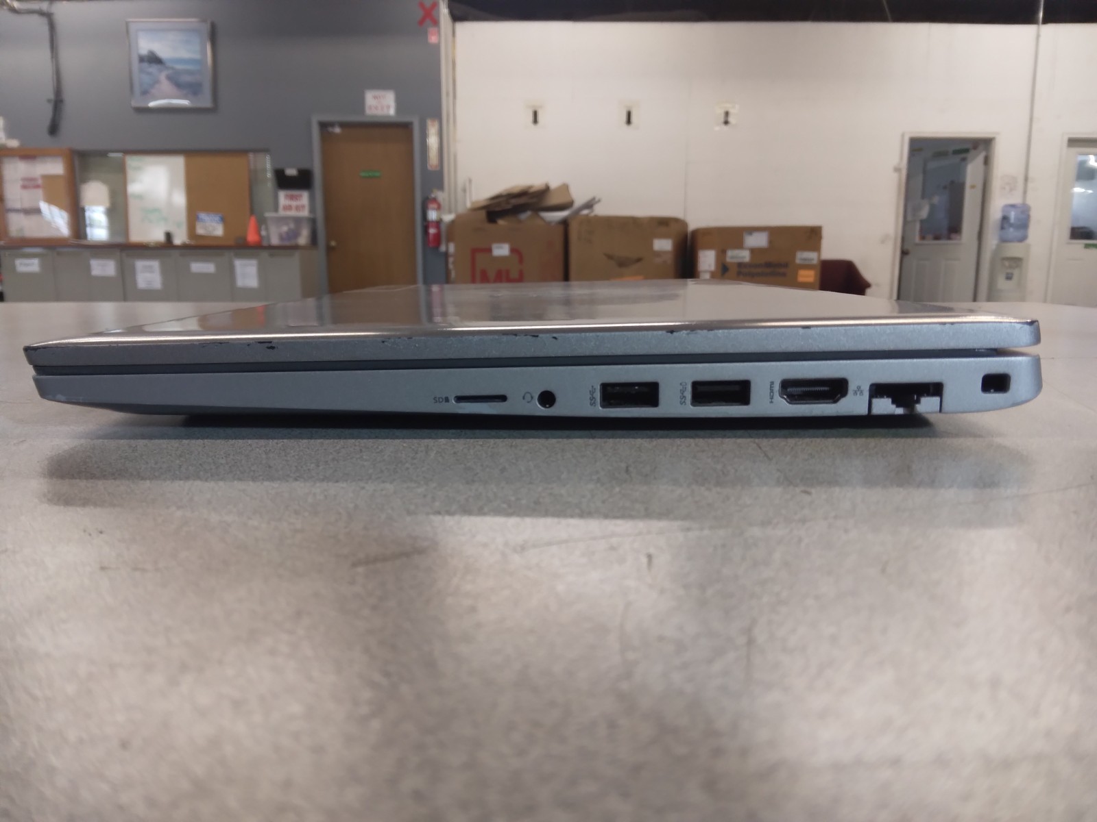 Dell*Latitude*5520*Intel*i5-1165G7*256GB*NVMe*8GB*DDR4*Iris*Xe*Graphics*No*OS
