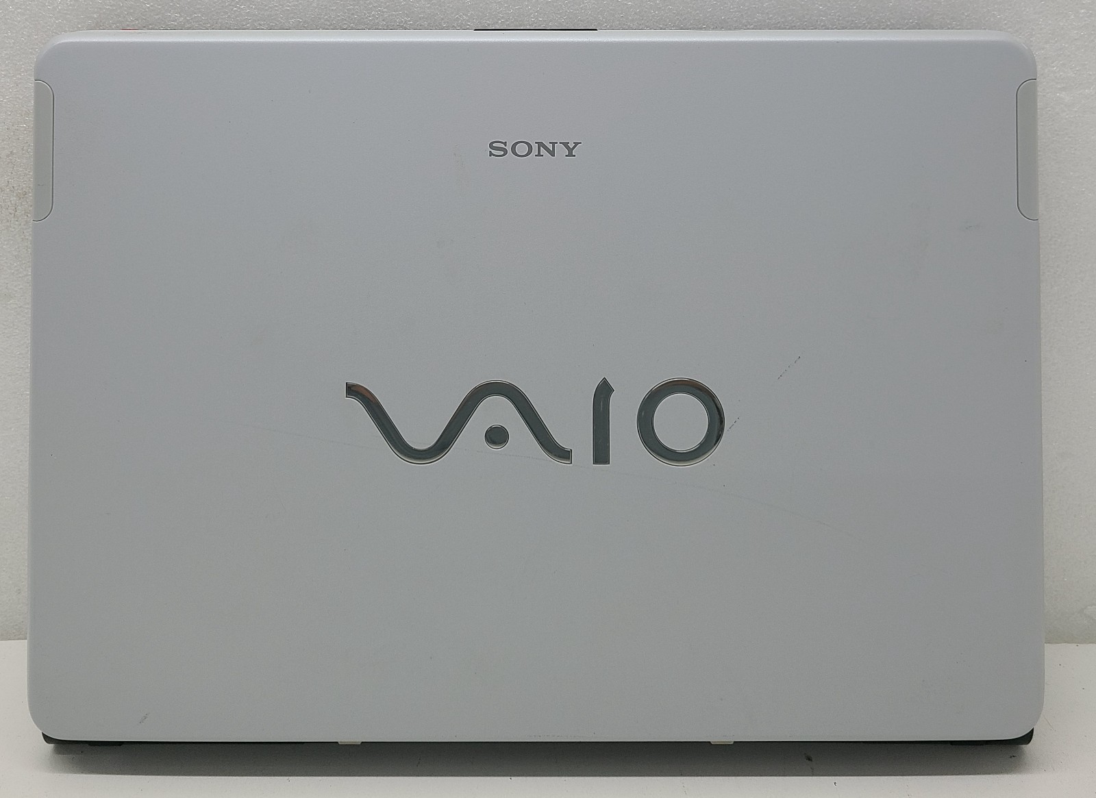 Sony VAIO VGN-FS810/W Laptop Intel Celeron M NO RAM/HD/OS/POWER (FL)