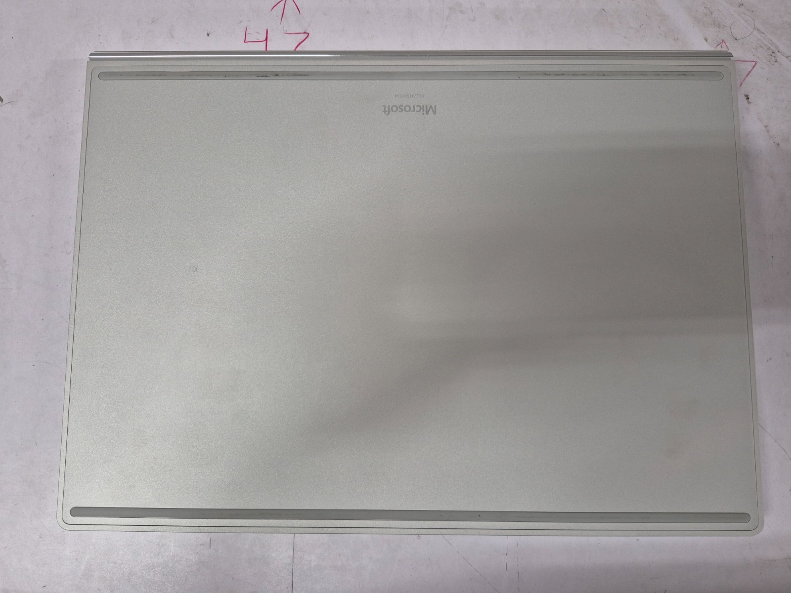 Microsoft Surface Book 3 15″ (256GB SSD, Intel i7-1065G7, 1.30GHz, 16GB RAM,…