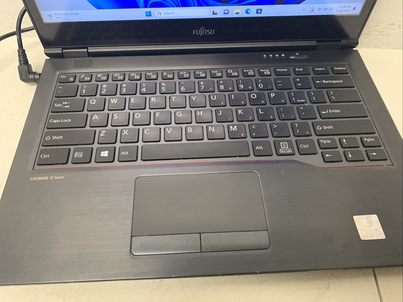 FUJITSU LIFEBOOK U749 14″ i3-8145U 8GB RAM 256GB SSD WIND 11 Pro Edu Touch Scree