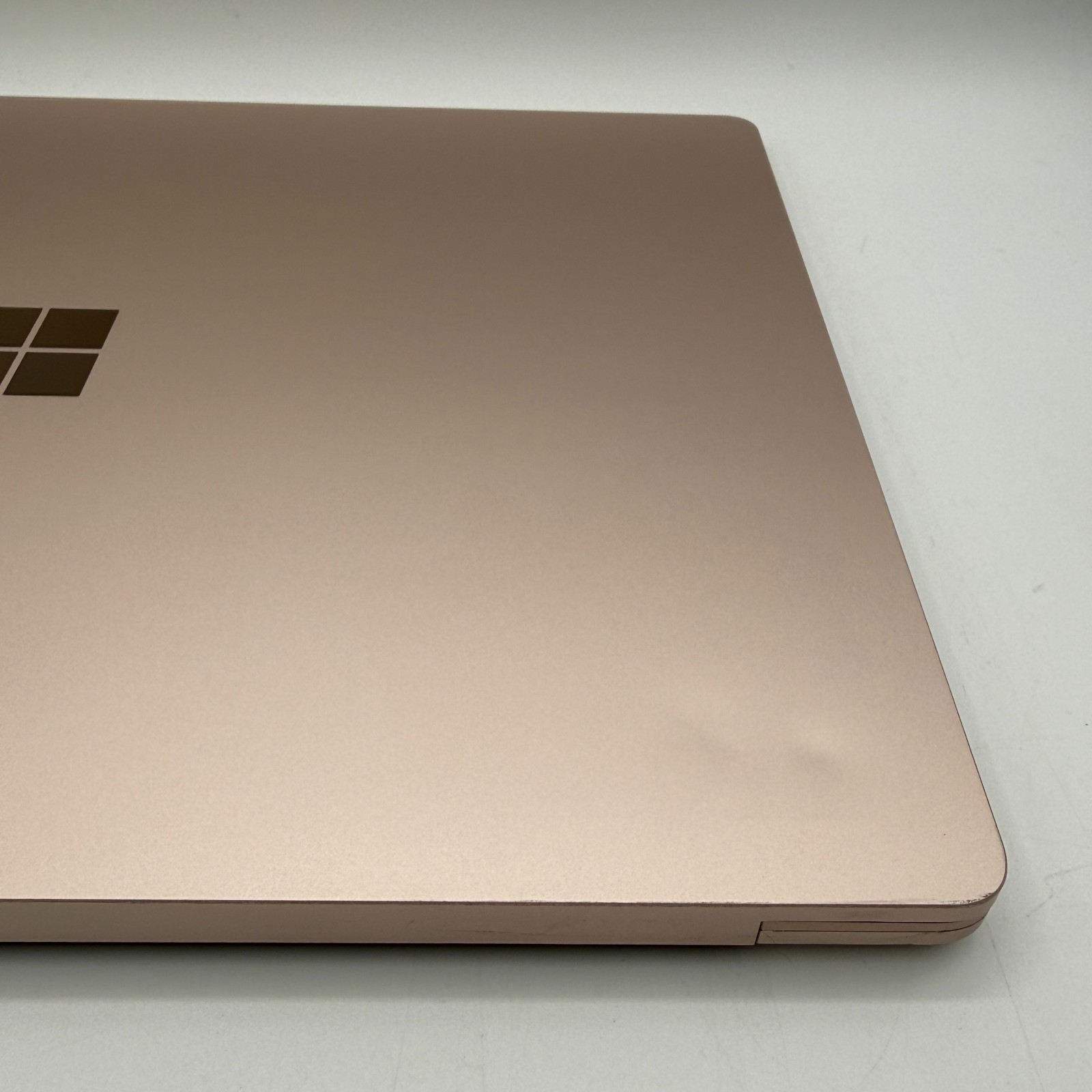 Microsoft Surface Laptop 4 1951 13.5″ i5-1145G7 16GB 256GB SSD Win11 Pro Dent