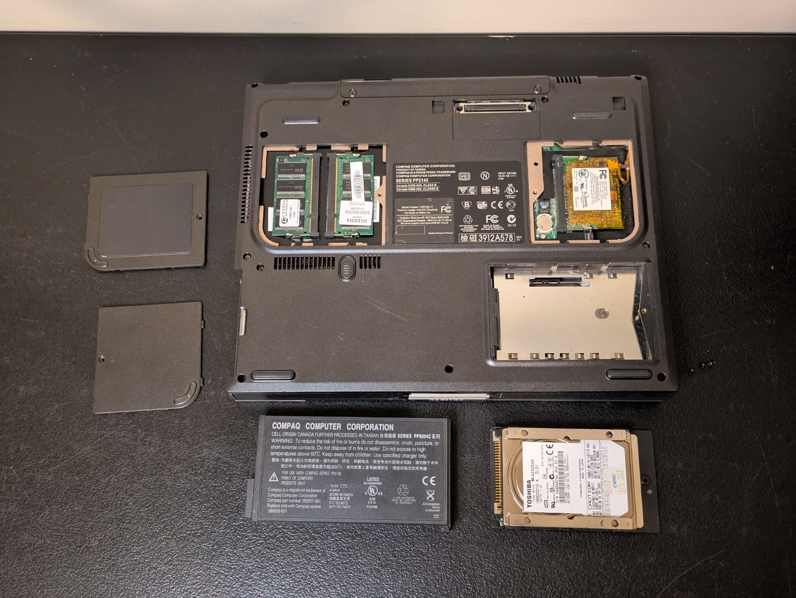 PARTS REPAIR Compaq N1000v Vintage Laptop Series PP2140 Model 1456QL1T NO POWER