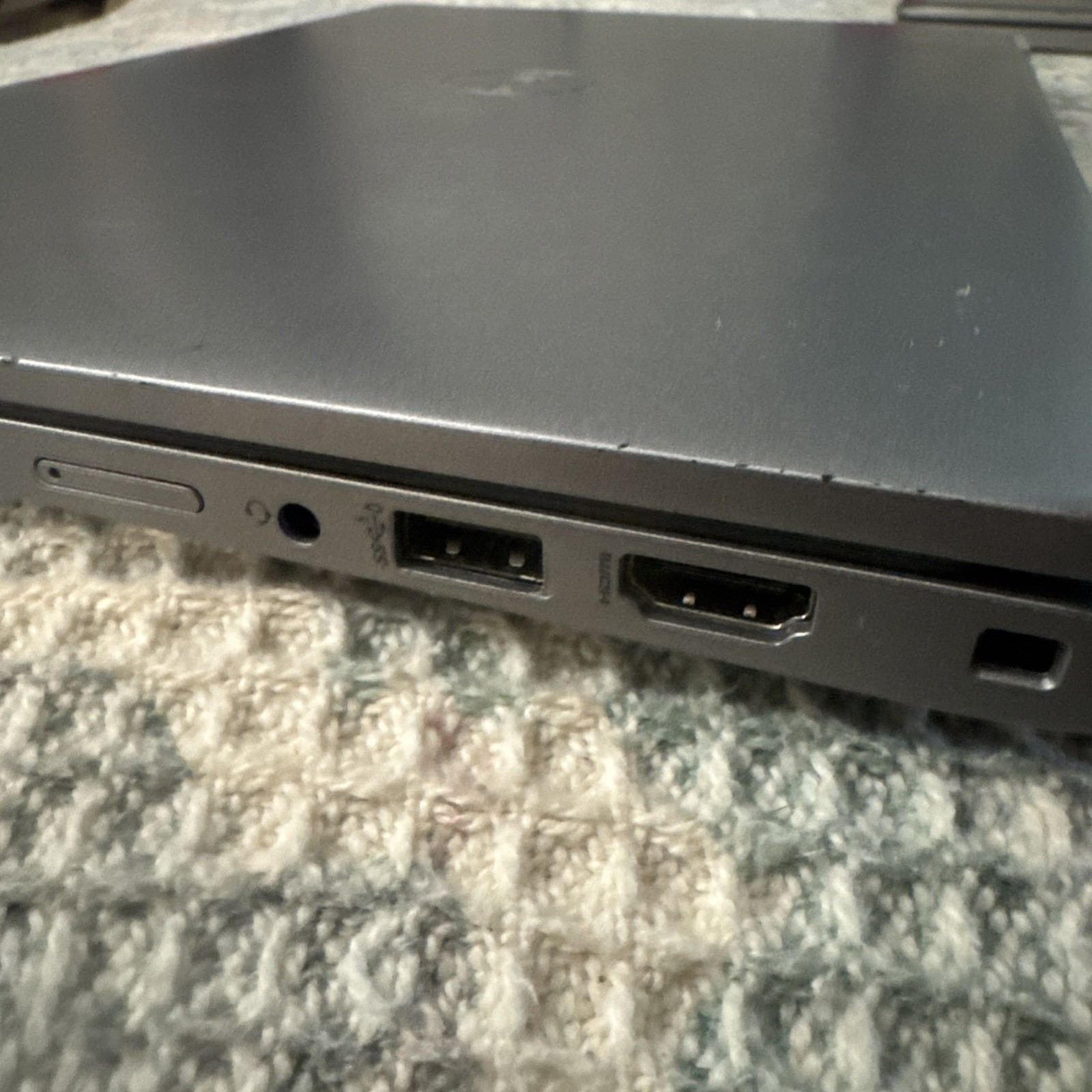 Dell Latitude 5330 13in Intel Core i5 12th Gen 16GB SSD USB-C Webcam