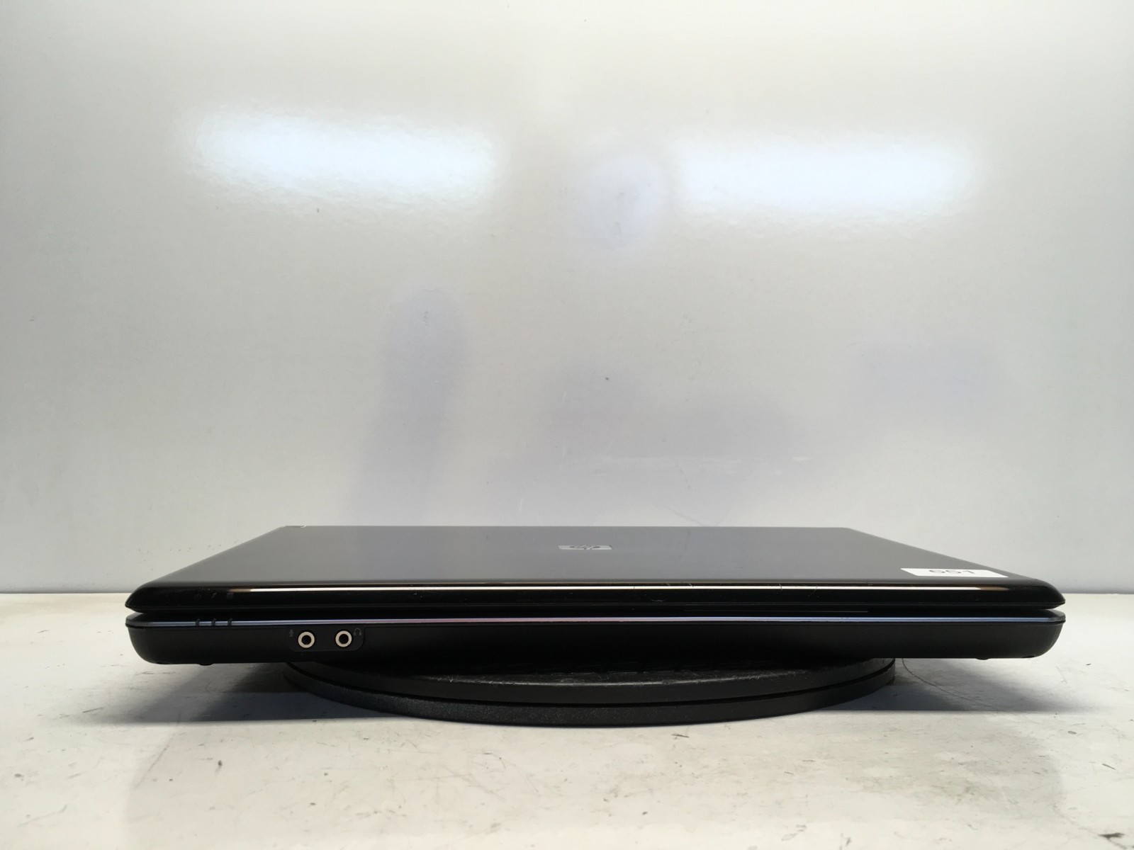 HP G60T-600 Intel Pentium Dual-Core T4300 2.1GHz 2 GB NO HDD Dim Screen