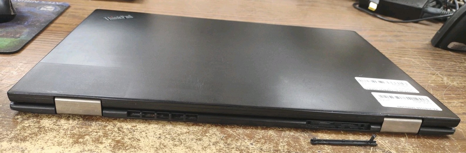 Lenovo ThinkPad X1 Carbon 4th Gen 14″ i7-6600U, 16GB Ram, 256GB SSD.