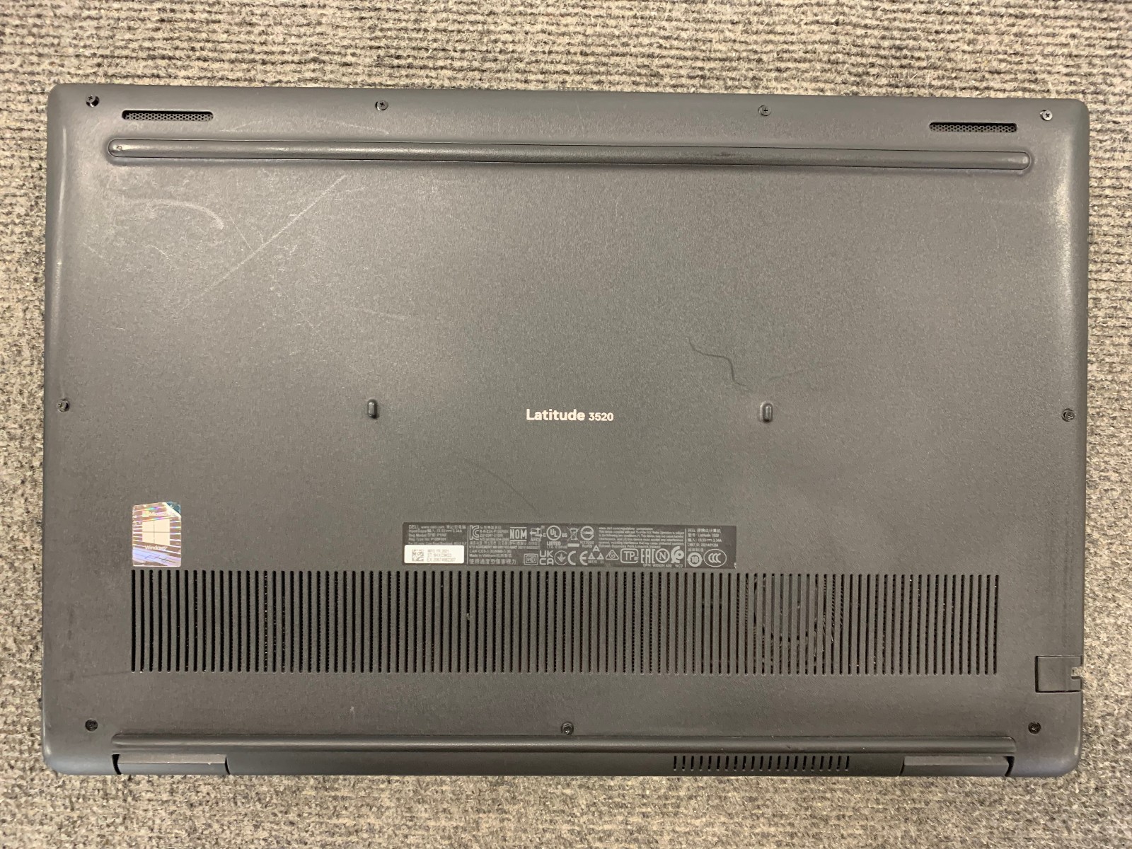 Dell Latitude 3520 15.6″ Laptop i5-1135G7, No RAM/Storage, Boots to BIOS