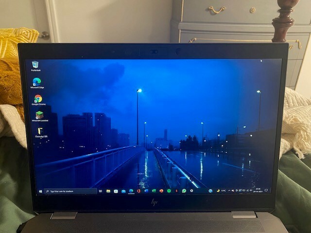 HP ZBook Studio G5 15.6″ (1TB SSD, Intel Core I7-9750h, 2.60 GHz, 16GB) Laptop 
