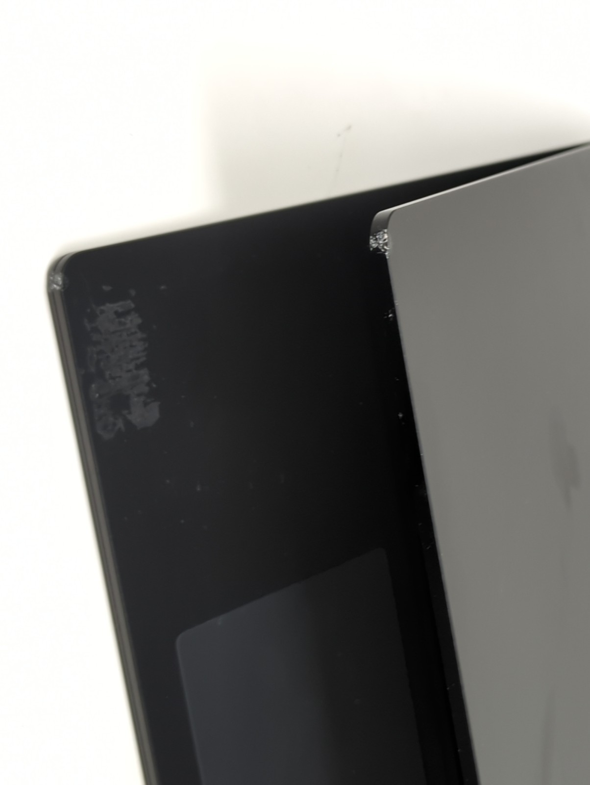 Microsoft Surface Laptop 4 1951 13.5″ Touch i5-1145G7 16GB RAM 250GB NVME