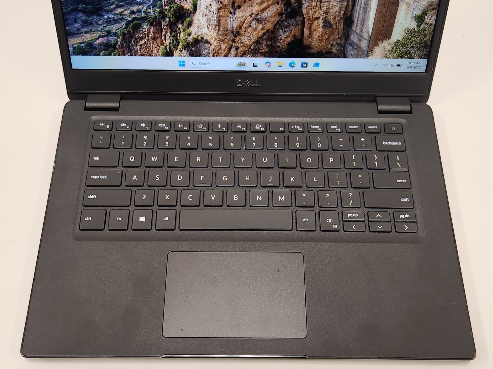 Dell Latitude 3410 14″ Laptop i5-10210U 1.6Ghz 8GB RAM 512GB NVMe Win 11 Pro