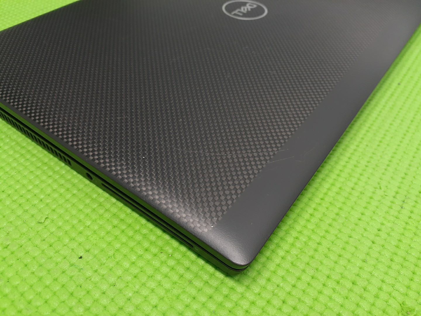 Dell Latitude 7520 15″ – I7-1165G7 – 16GB RAM – 240GB SSD – (NO AC)