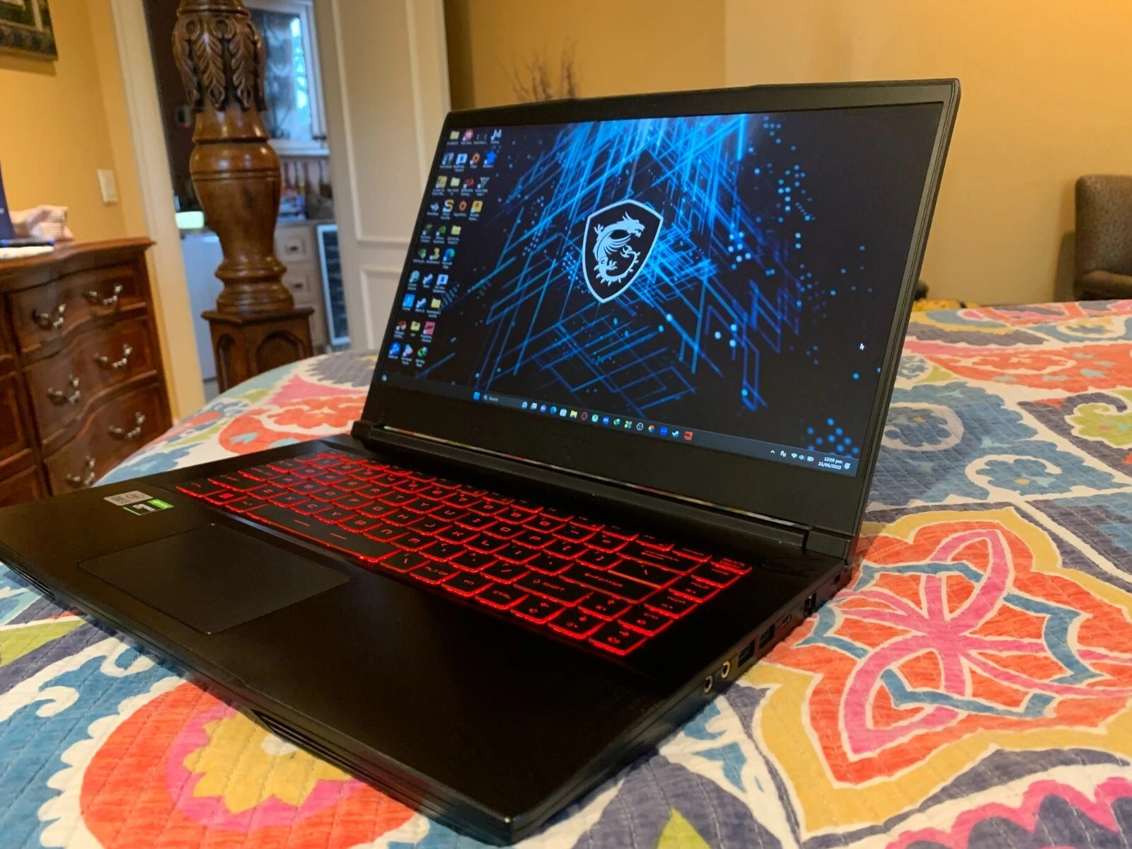 MSI GF63 -LA2 10SCXR-222 15.6” 256GB SSD Intel Core i5 10th Gen 4.50GHz, “AS IS”