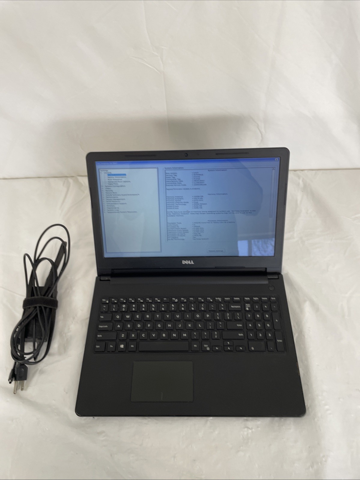 Dell Inspiron 15 3567 | Intel i5-7200U 2.50GHz | 12GB RAM | No HDD | Bad Screen