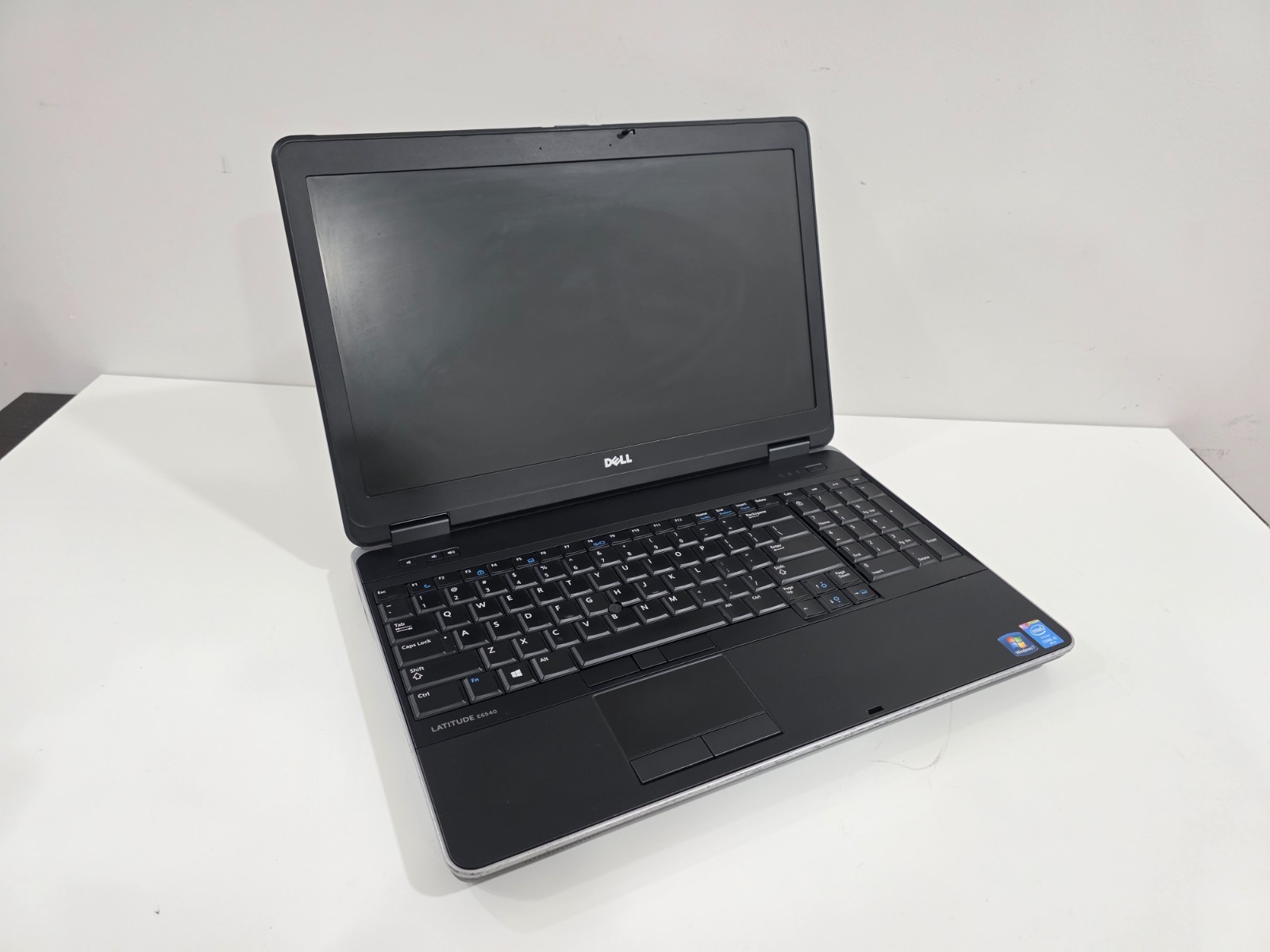 Dell Latitude E6540 Intel i5-4300M 8GB 320GB HDD Bluetooth
