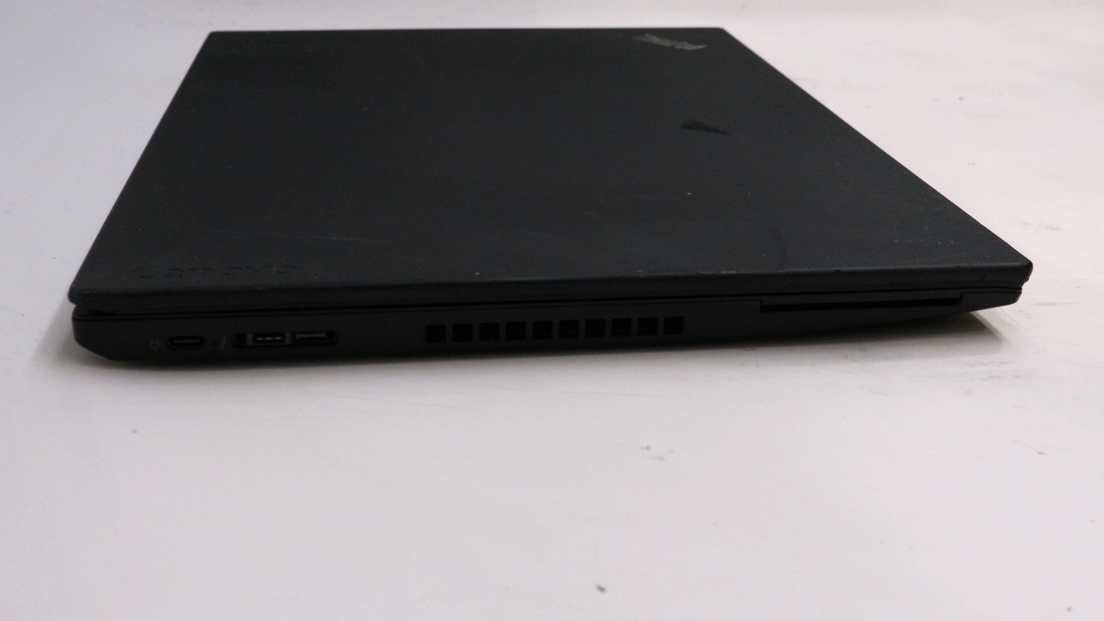 Lenovo ThinkPad P52s 15″ i7-8650u 16GB 512GB – Good