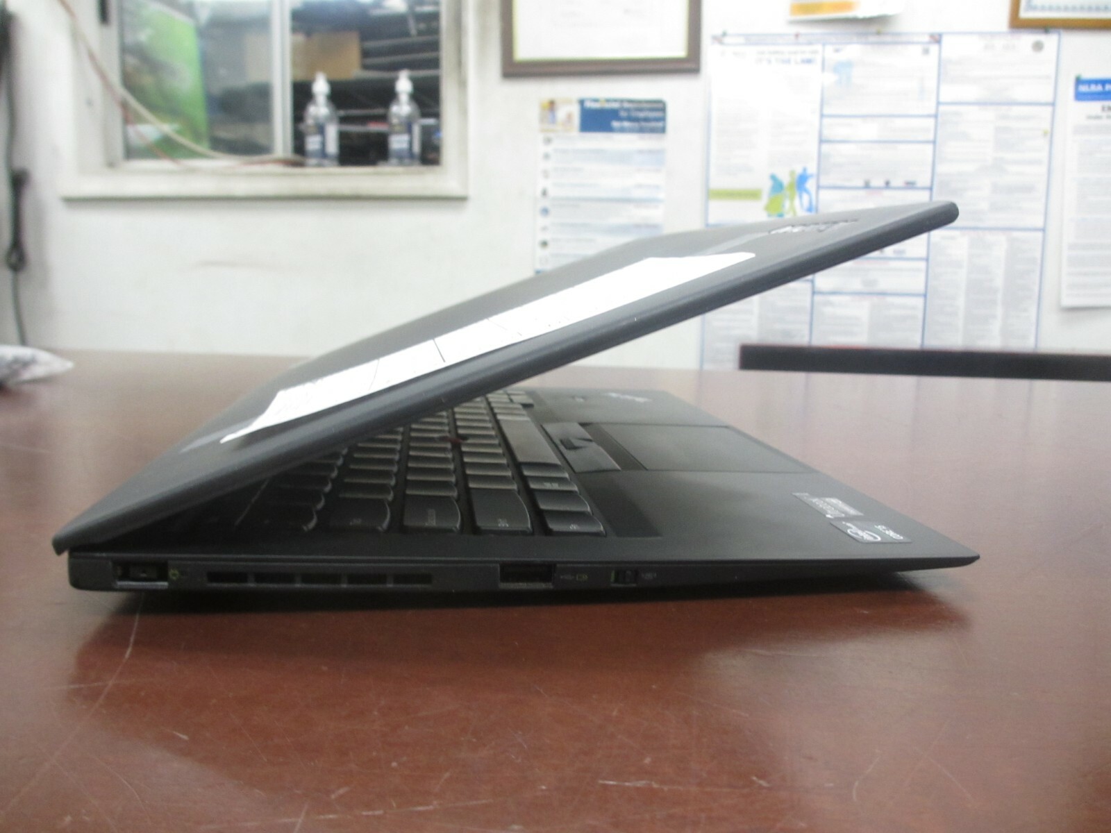 Lenovo ThinkPad X1 Carbon 1thGen i5-3337U 1.8GHz 4GB NO HDD,OS,AC,BATT. Laptop
