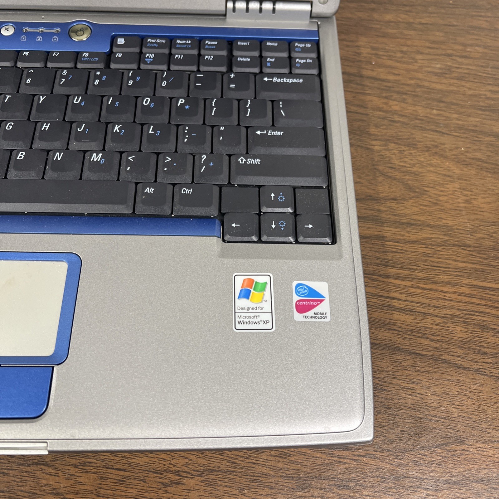 Dell Inspiron 600M Vintage Laptop Intel Centrino *No Hard Drive, No Ram UNTESTED