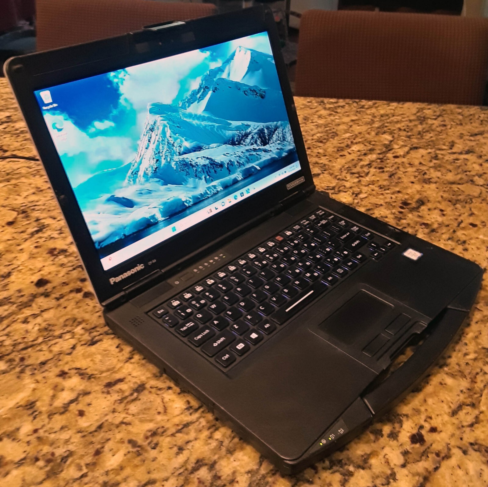 LIQUIDATION CLEAN Panasonic Toughbook CF-54 Core i5 GPS 16GB RAM 256 SSD Wind 10