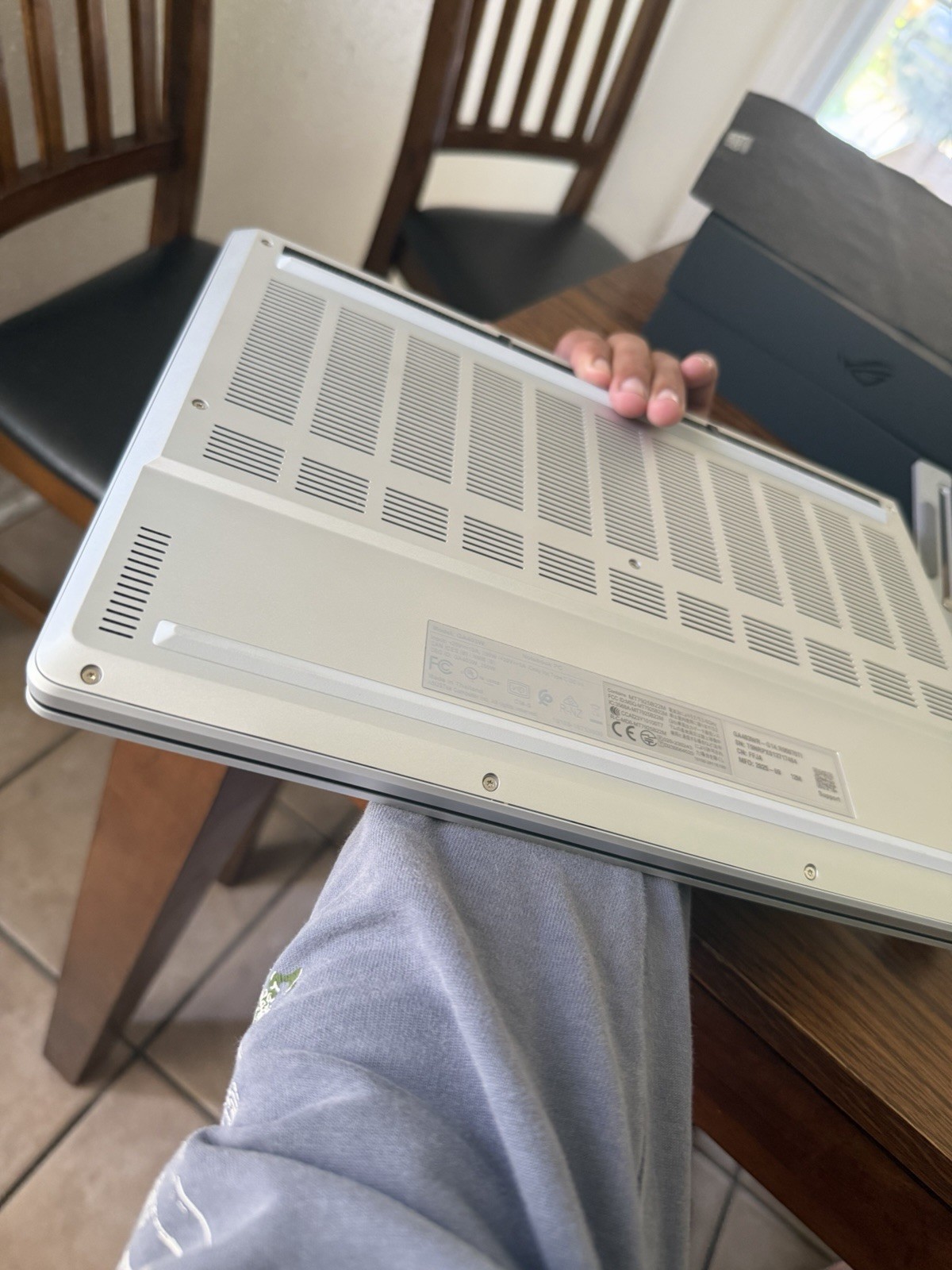 ROG ZEPHYRUS G14 (2025) /RYZEN 9 370HX /RTX 5070Ti/32GB RAM/1TB NVME/120Hz 3K