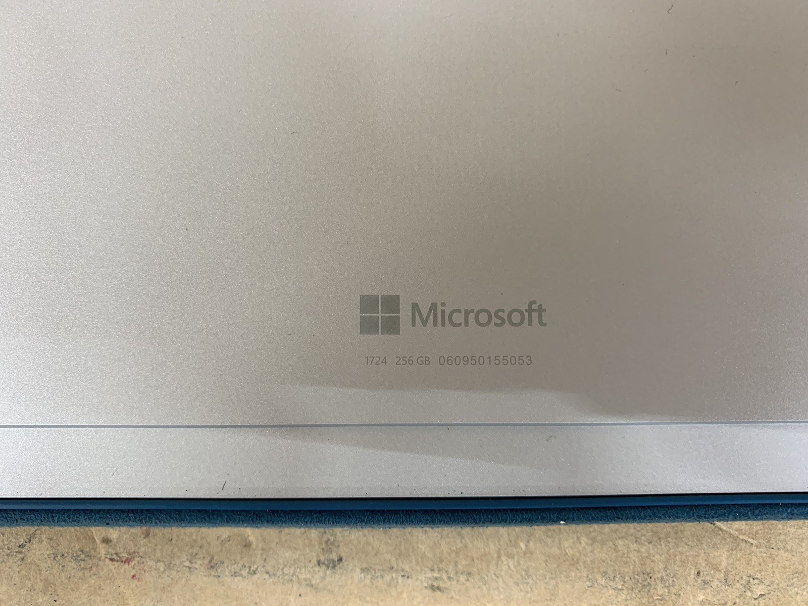 Microsoft Surface Pro 4 1724 Intel Core i5-6300U 8GB DDR4 RAM 256GB SSD *READ*