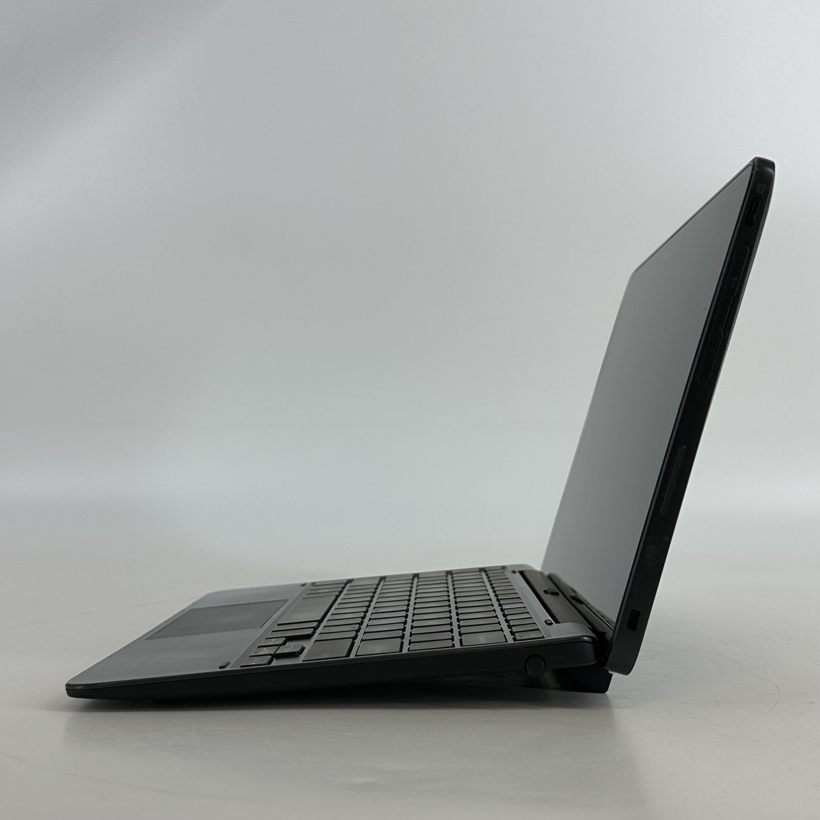 Dell Venue 10 Pro 5056 FHD+ TOUCH Atom x5-Z8500 1.44GHz 4GB 120GB SSD Good READ