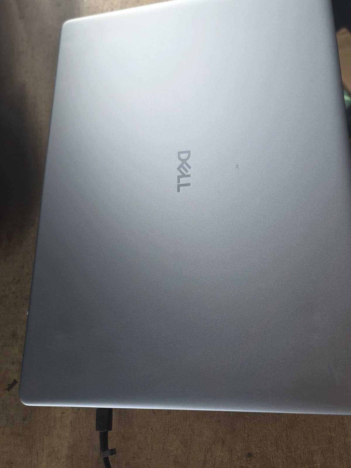 Dell 16 Plus DB16250 16 Silver FHD 3.3 GHz Ultra 9 288V 32GB 1TB SSD Qvf4