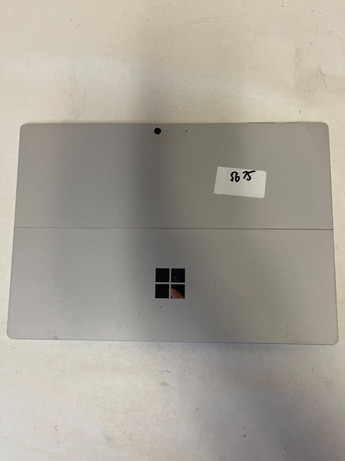 Surface Pro 7 i5-1035G4 1.10GHz 8GB RAM 128GB M.2 Win 10 Pro – Broken Screens