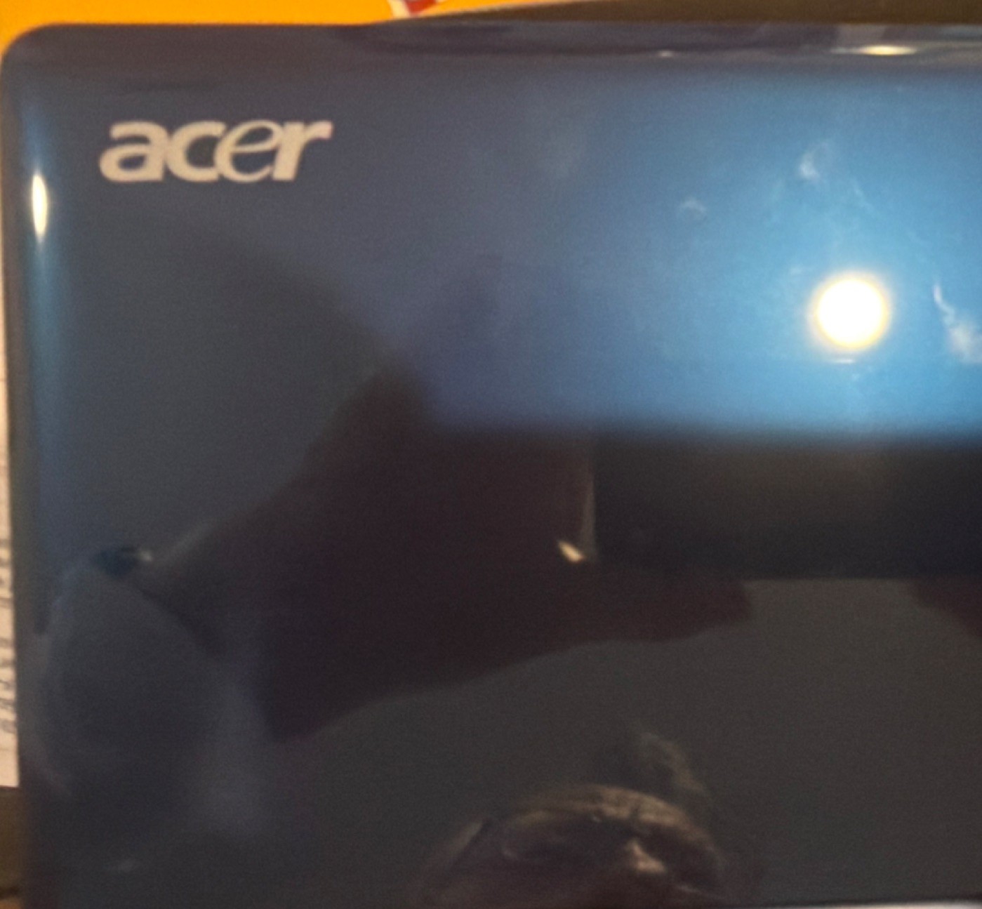 Acer Netbook Blue Intel Atom Less Than 12 in Wi-Fi USB 2.0