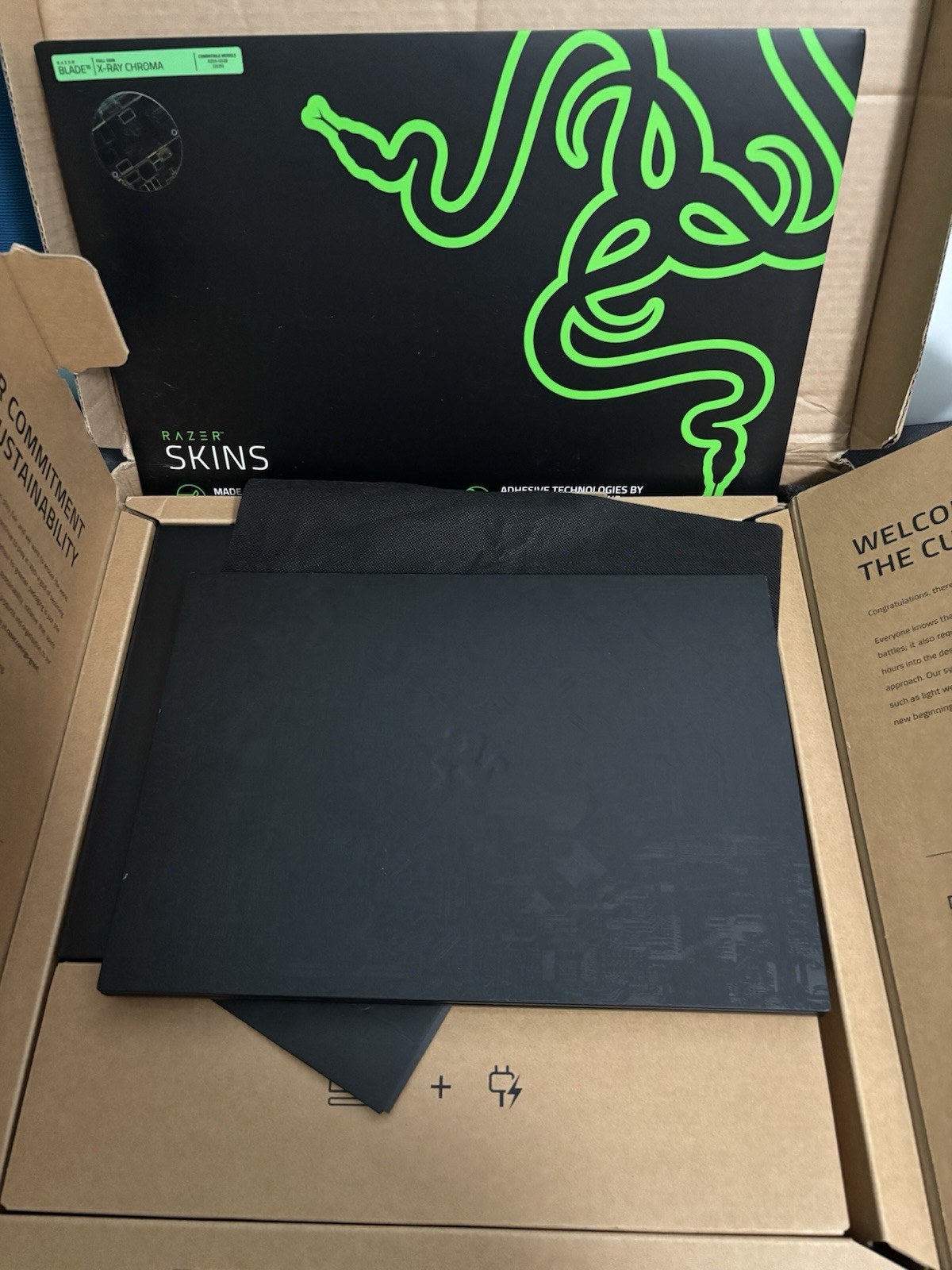 Razer Blade 16 QHD+ OLED Laptop Ryzen AI 9 365, 32GB RAM, 1TB+2TB SSD, RTX 5080
