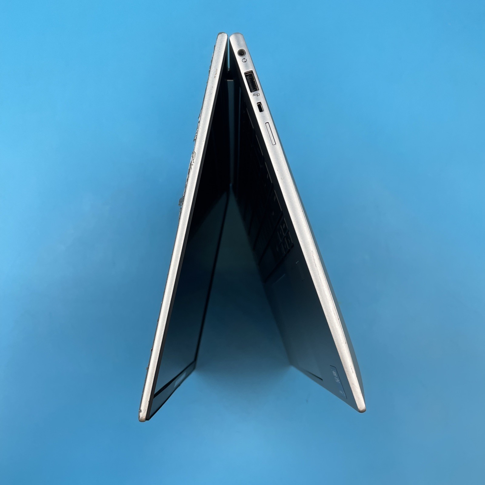 HP EliteBook 840 G11 | Ultra 5 135U | 32GB RAM | 512GB SSD | NO OS | 91%
