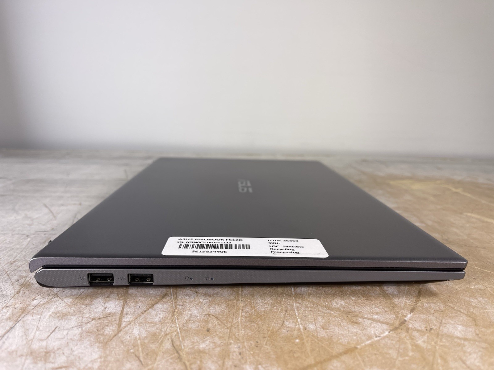 ASUS VIVOBOOK F512D RYZEN 5 3500U @ 2.10GHz, 12GB RAM, NO HDD/OS