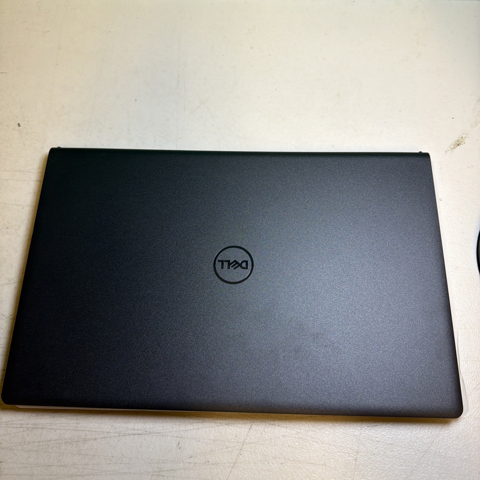 Dell 15 DC15250 Laptop Carbon Black 15.6″ Display Intel Core 3 100U 8GB RAM 512G