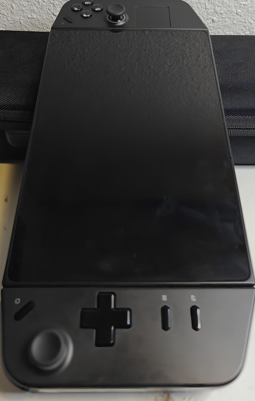 Lenovo Legion Go 8.8 in (1TB SSD, AMD Ryzen Z1 Extreme, 3.3GHz, 16GB RAM) Tested