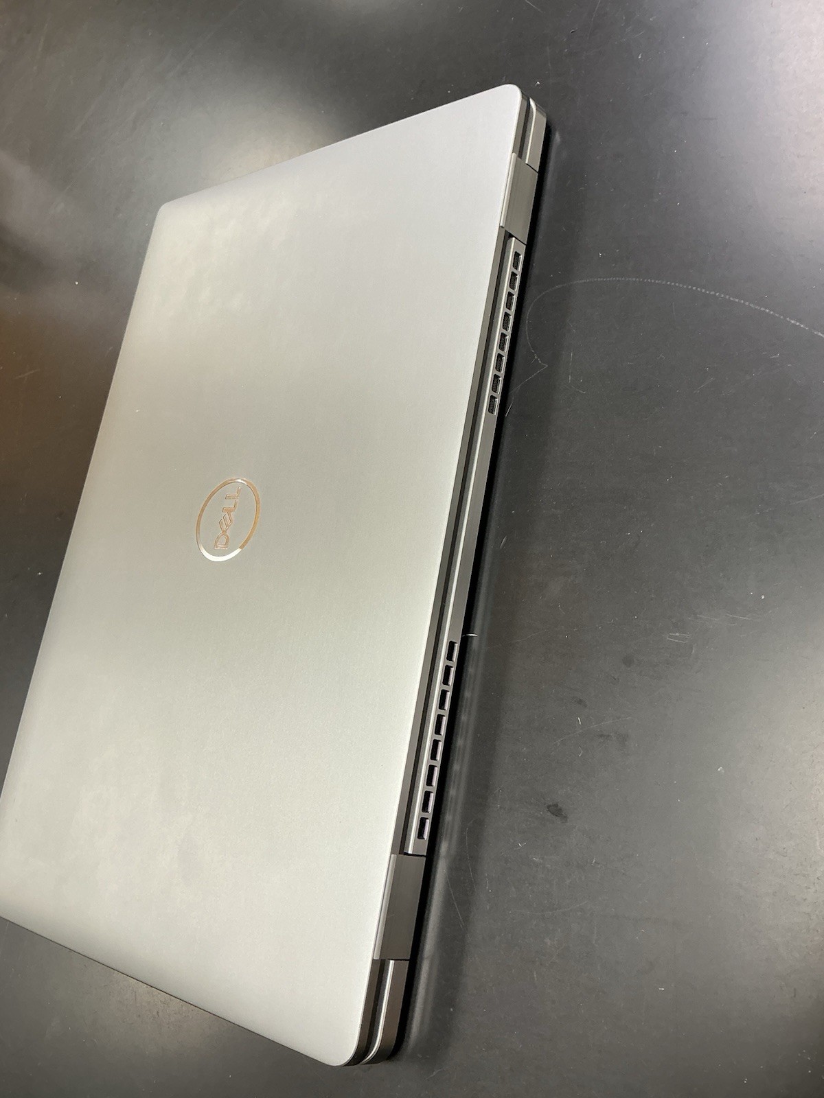 Dell Latitude 9520 15″