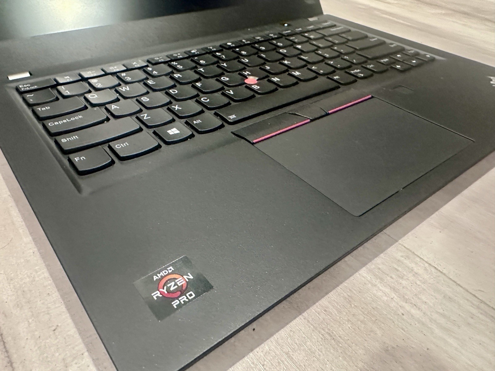 Lenovo ThinkPad T495s 14″ Ryzen 7 Pro 3700U 16GB RAM 512GB SSD Win 11 Pro