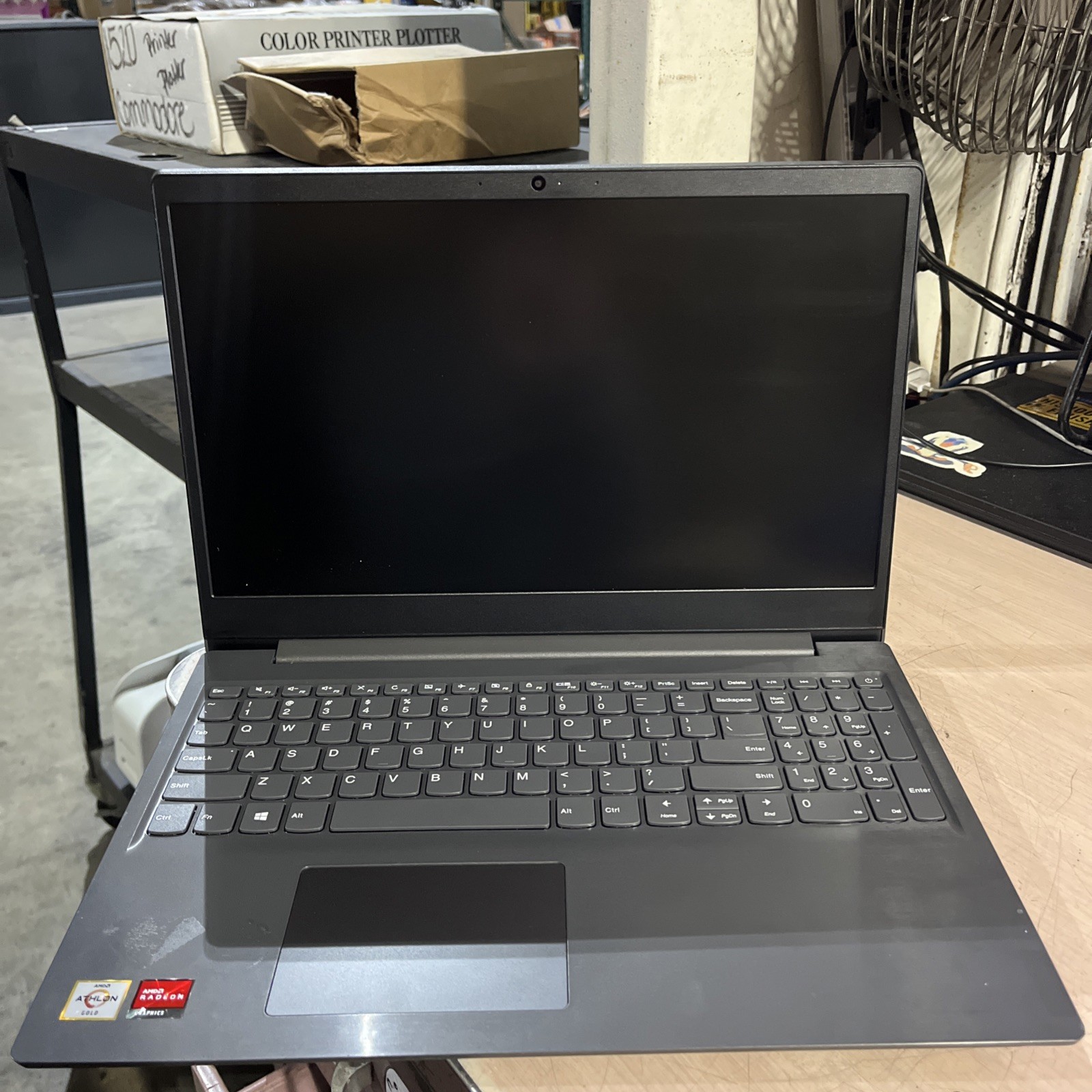 LENOVO V15-ADA AMD ATHLON GOLD 3150U 8GB RAM NO HD