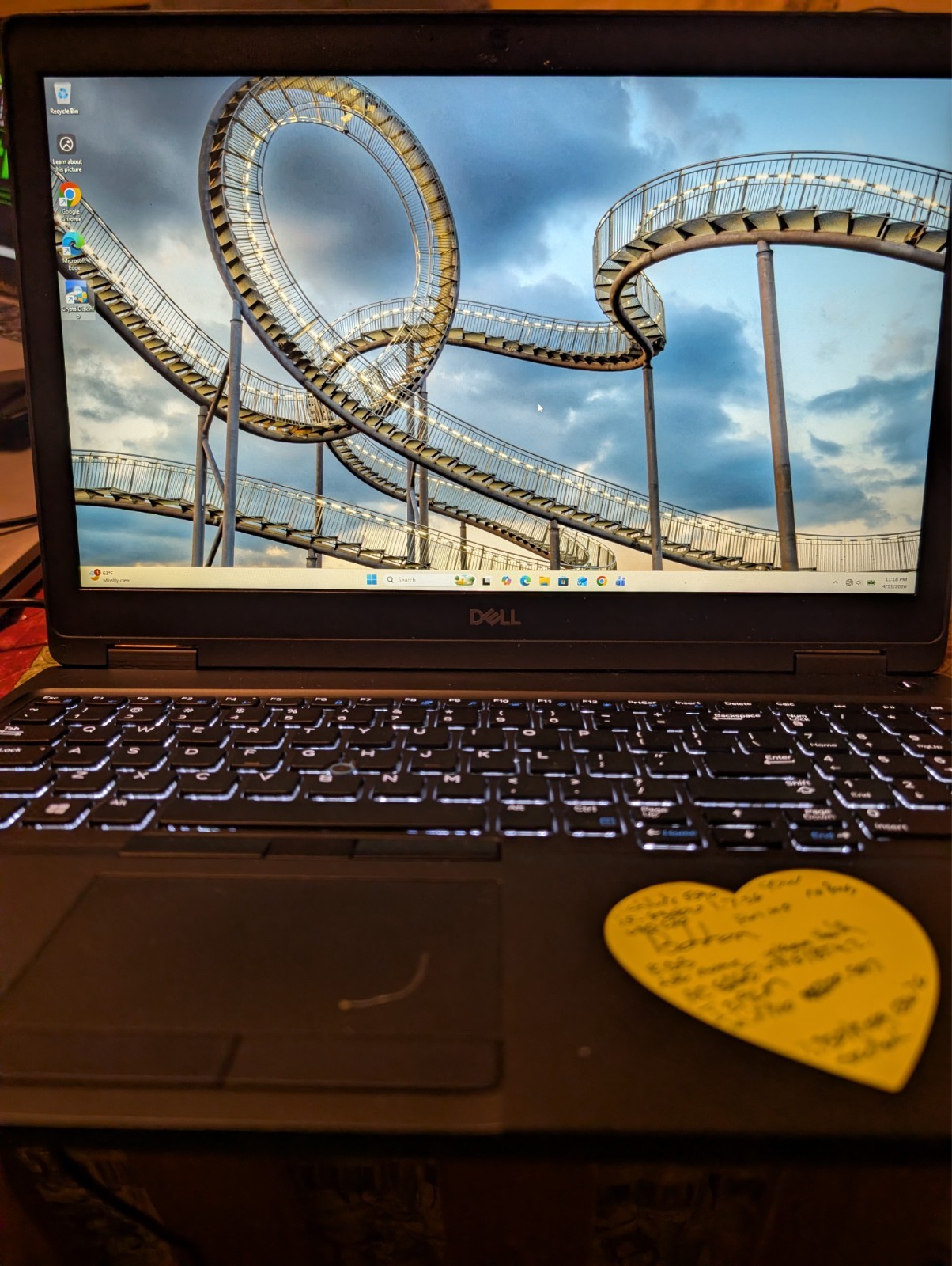 Dell Latitude 5590 Intel i5-8350U 8GB RAM 256 GB NVMe, Wi-Fi 5/BT 4.2 Win 11 Pro