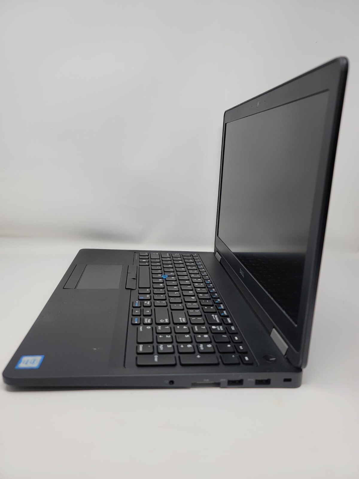 Dell Precision 3510 HD 15.6 Intel Xeon E3-1505M V5 No RAM/No HDD No OS For Parts
